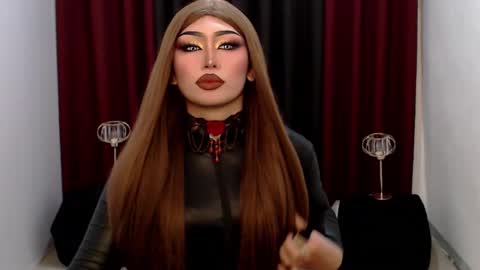 Gia X online show from 02/13/25, 06:09