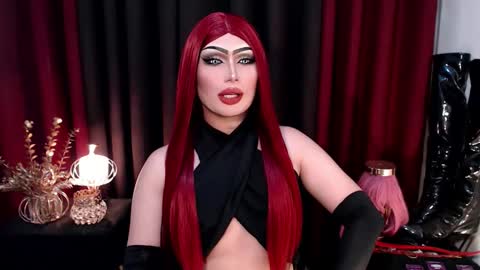 Snapshot of giaxxx01 chatting on 09/24/25, 07:01 Gia X online show from 09/24/25, 07:01