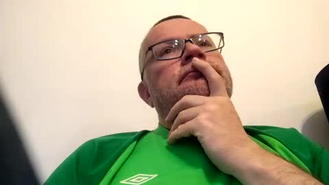 giddyup2222222 online show from 04/05/26, 07:27