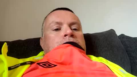 giddyup2222222 online show from 04/11/26, 05:39