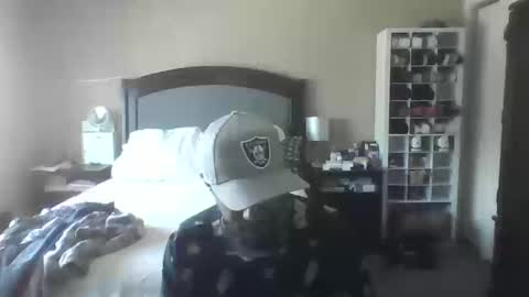 Gifted online show from 10/18/25, 02:18