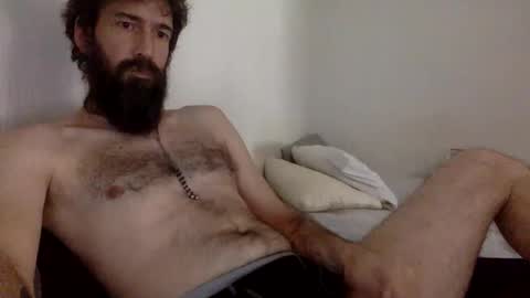 Snapshot of giggy81 chatting on 11/06/25, 09:54 iggy online show from 11/06/25, 09:54