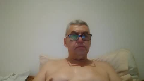 Snapshot of gigi1970 chatting on 12/28/24, 07:01 gigi1970 online show from 12/28/24, 07:01