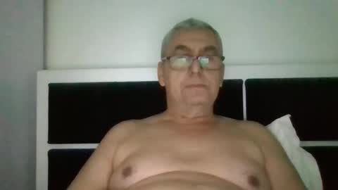 Snapshot of gigi1970 chatting on 11/01/25, 02:30 gigi1970 online show from 11/01/25, 02:30