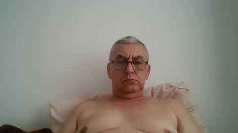 Snapshot of gigi1970 chatting on 03/23/26, 01:26 gigi1970 online show from 03/23/26, 01:26