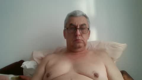 Snapshot of gigi1970 chatting on 04/16/26, 04:30 gigi1970 online show from 04/16/26, 04:30