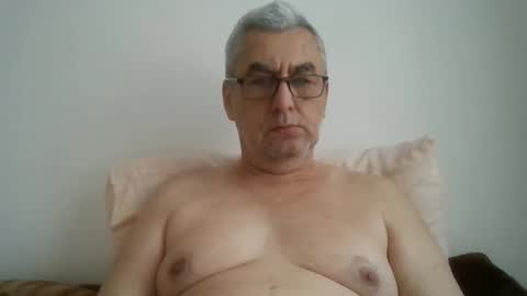 gigi1970 online show from 05/20/26, 07:58