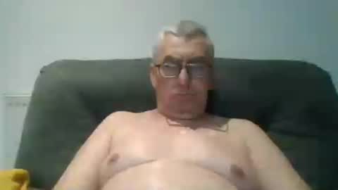 gigi1970 online show from 07/04/26, 07:53