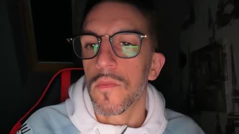 Gigi online show from 11/23/25, 03:50