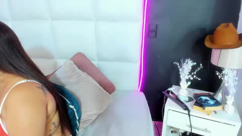 Gigi  online show from 07/15/26, 12:10