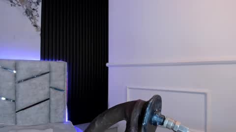 Gigi Doll online show from 10/25/25, 11:07