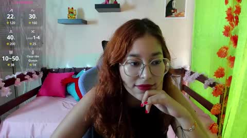 Snapshot of gigimooon chatting on 02/10/25, 09:25 gigimooon online show from 02/10/25, 09:25