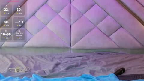 Snapshot of giigii_hadidd chatting on 04/15/26, 07:58 Giigii Hadid online show from 04/15/26, 07:58