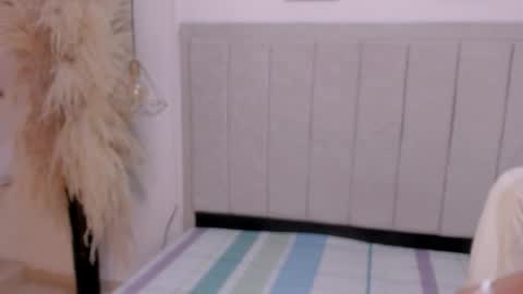 Gimena online show from 12/18/25, 06:36