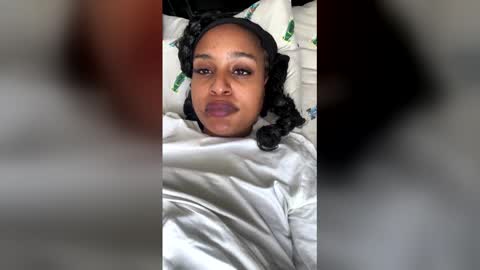 gina online show from 04/09/26, 06:52