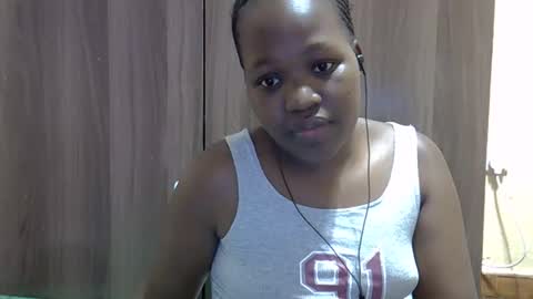 Snapshot of gina_sassy chatting on 10/19/25, 02:12 Adiliah online show from 10/19/25, 02:12