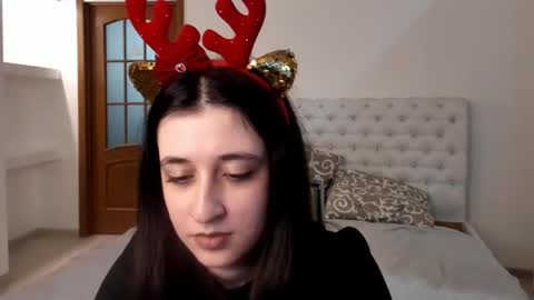 Kate online show from 01/04/25, 01:42