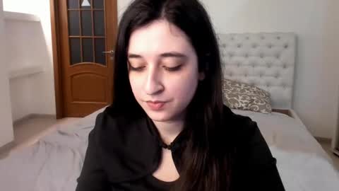 Kate online show from 01/06/25, 10:13