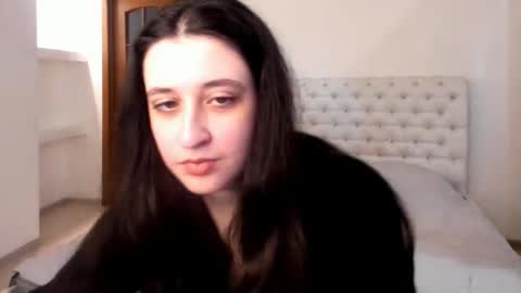 Kate online show from 02/09/25, 10:42