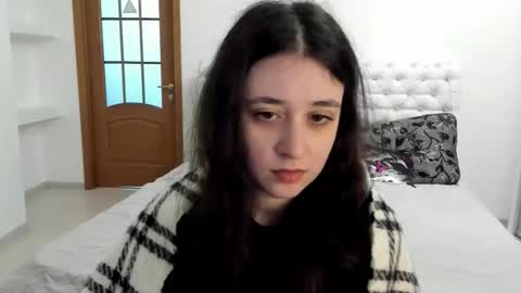 Kate online show from 10/04/25, 09:29