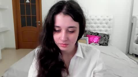 Kate online show from 11/27/25, 08:49