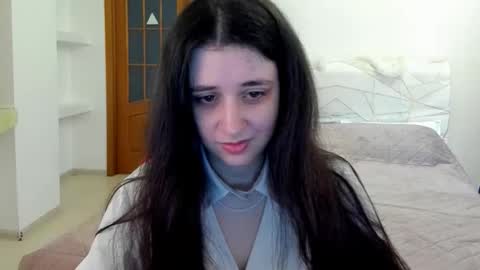 Kate online show from 04/19/26, 08:57