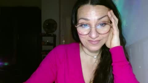 GinaONeon online show from 02/07/25, 10:09