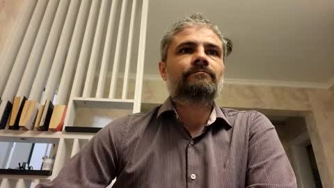 Gabriel online show from 11/18/25, 05:17