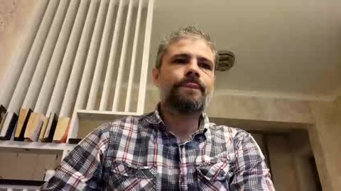 Gabriel online show from 11/24/25, 07:19