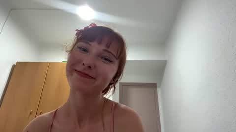 Red Fox online show from 07/21/26, 05:59