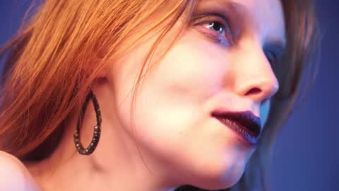        im expecting 350 thumbs up on my altar   online show from 01/07/25, 01:06