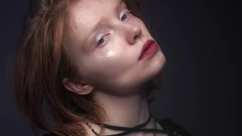        im expecting 350 thumbs up on my altar   online show from 02/24/25, 10:14