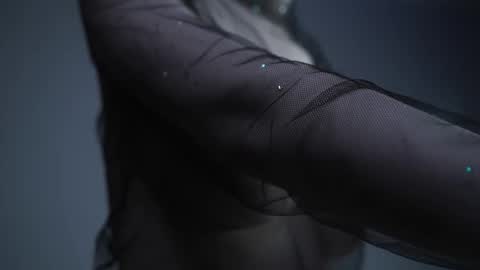        im expecting 350 thumbs up on my altar   online show from 03/05/25, 04:13