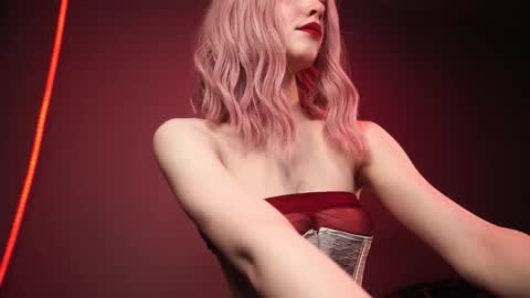        im expecting 350 thumbs up on my altar   online show from 03/13/26, 10:16