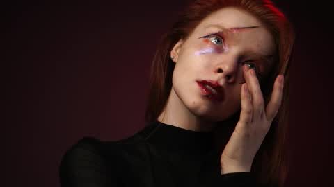        im expecting 350 thumbs up on my altar   online show from 03/21/26, 10:13