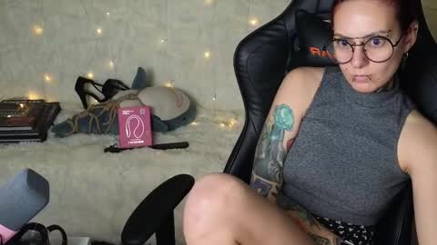 Ginger online show from 09/25/25, 08:45