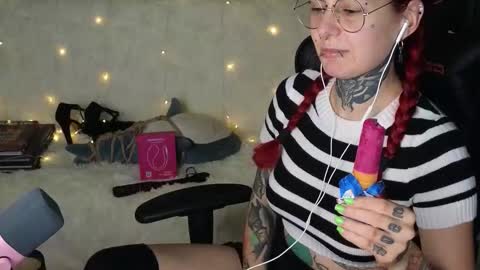 Ginger online show from 10/02/25, 11:01