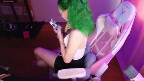 Ginger online show from 05/20/26, 10:21