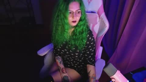 Ginger online show from 05/25/26, 06:58