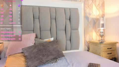 Snapshot of ginger_violetta chatting on 12/18/24, 07:41 Ginger online show from 12/18/24, 07:41