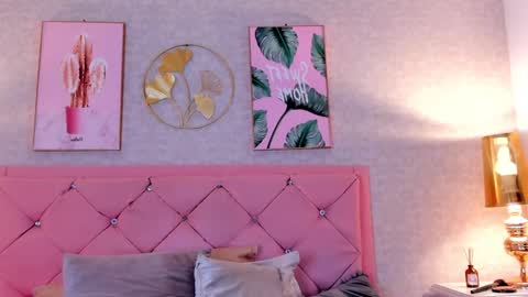 Snapshot of ginger_violetta chatting on 02/02/25, 10:39 Ginger online show from 02/02/25, 10:39