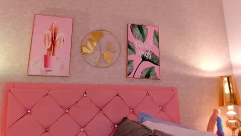 Snapshot of ginger_violetta chatting on 02/27/25, 10:42 Ginger online show from 02/27/25, 10:42