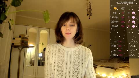 Snapshot of gingerbread__house chatting on 12/10/24, 06:06 Vasilisa online show from 12/10/24, 06:06
