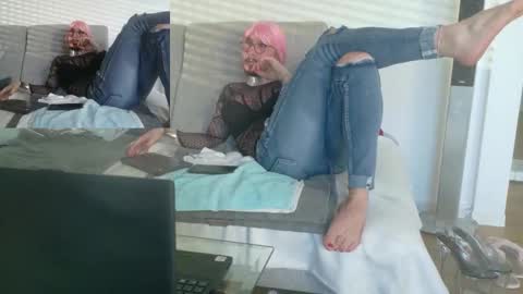 Snapshot of gingerpink1911 chatting on 10/08/25, 03:20 GingerPink online show from 10/08/25, 03:20