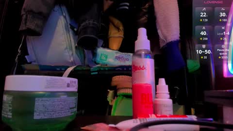 Josh Mills online show from 09/17/25, 02:13