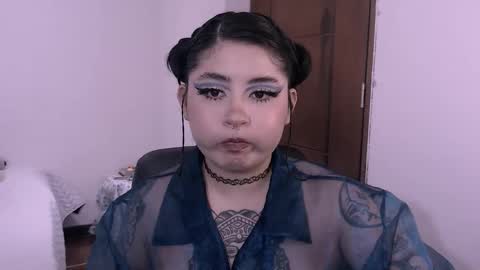 Snapshot of ginmeowuwu chatting on 10/20/25, 10:54 ginmeowuwu online show from 10/20/25, 10:54