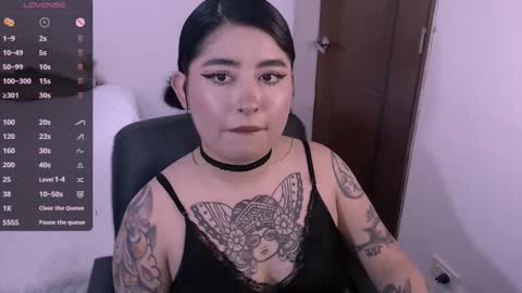 Snapshot of ginmeowuwu chatting on 10/29/25, 05:14 ginmeowuwu online show from 10/29/25, 05:14