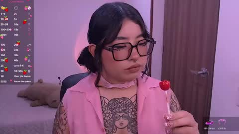ginmeowuwu online show from 05/19/26, 05:52