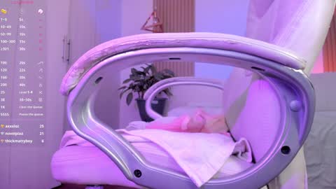 Snapshot of ginnywett chatting on 01/11/25, 05:18 Kendall online show from 01/11/25, 05:18