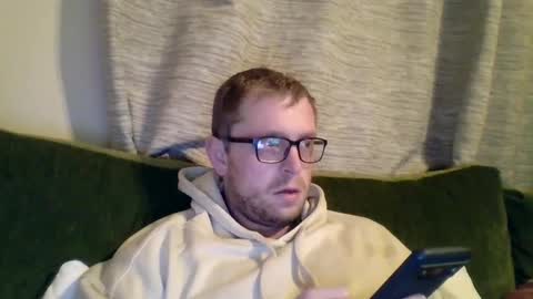 Snapshot of ginwood chatting on 12/22/24, 10:58 ginwood online show from 12/22/24, 10:58